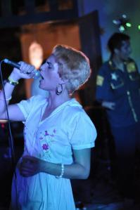 72605_424705960943753_1406346268_n