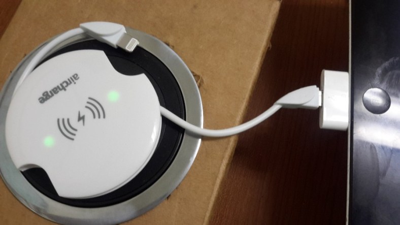 air-charge-review-giveaway-wireless-charging-receiver-lights