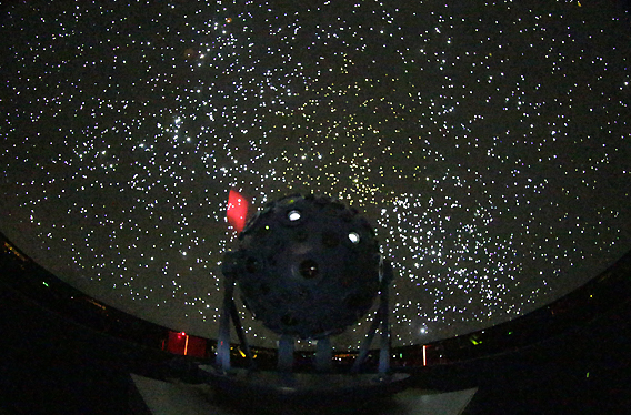 São Paulo 2016-05-08 Reabertura do Planetário do Parque do Carmo - Sr. FERNANDO HADDAD, Prefeito de São Paulo, e da Dra. ANA ESTELA HADDAD, Primeira Dama de São Paulo NADIA CAMPEÃO, Vice-Prefeita Foto Cesar Ogata / SECOM